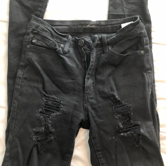 Black Fashionnova ripped Jeans - Picture 4 of 5